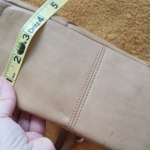 Coach Limited Edition tan leather polka dot lunch tote F09763 - Picture 15 of 16